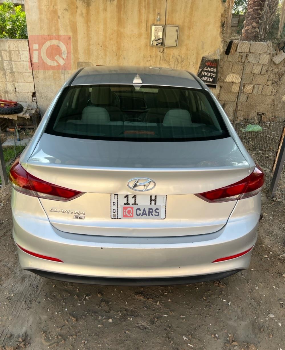 هیۆندای ئەلەنترا